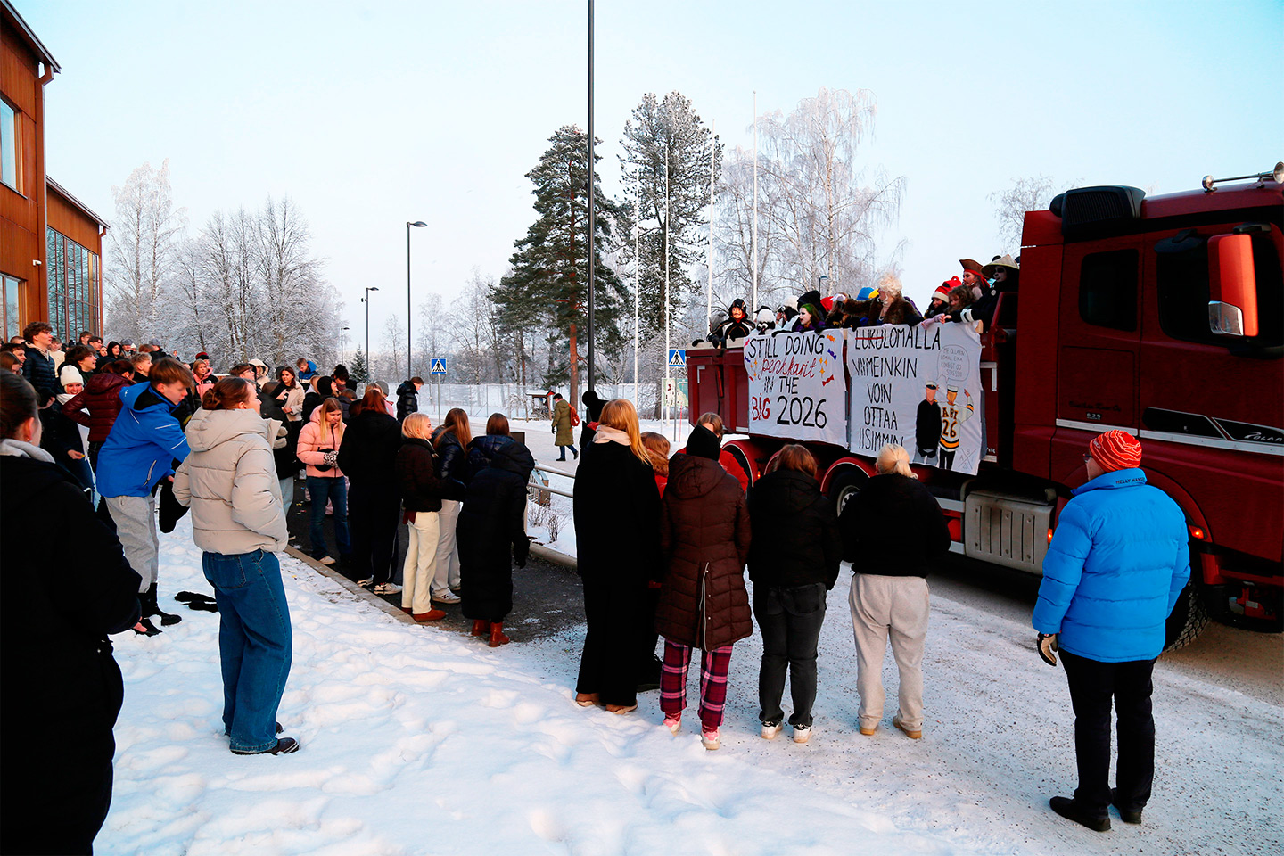 Kateelliset amiskalaiset yrittävät ymmärtää...